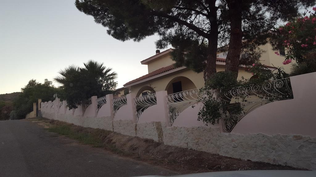 カポテッラ Borgo Degli Ulivi Depandanceヴィラ エクステリア 写真