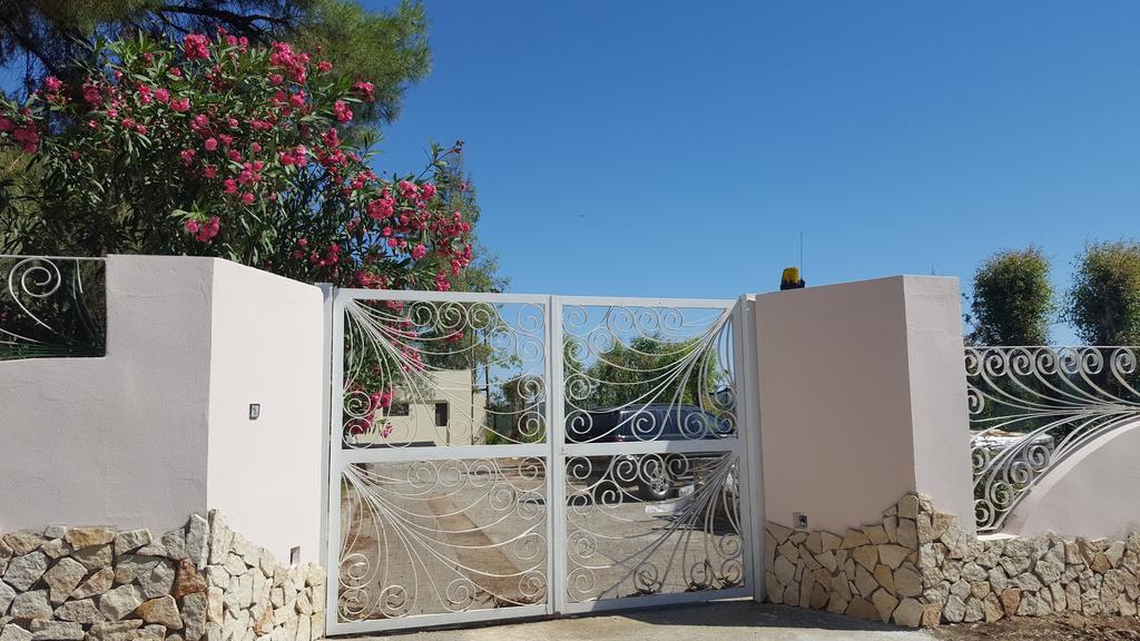 カポテッラ Borgo Degli Ulivi Depandanceヴィラ エクステリア 写真