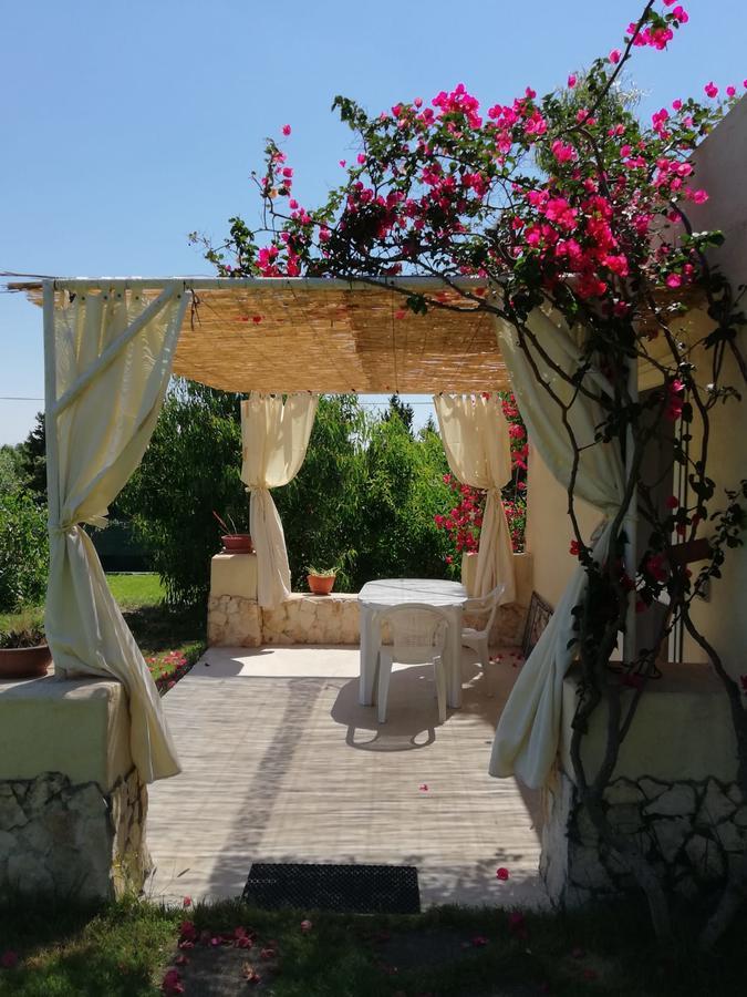 カポテッラ Borgo Degli Ulivi Depandanceヴィラ エクステリア 写真